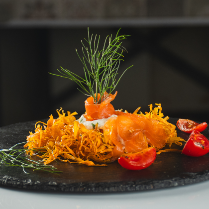 Tutto pasta-NIDO CROCCANTE CON CARPACCIO DI TROTA